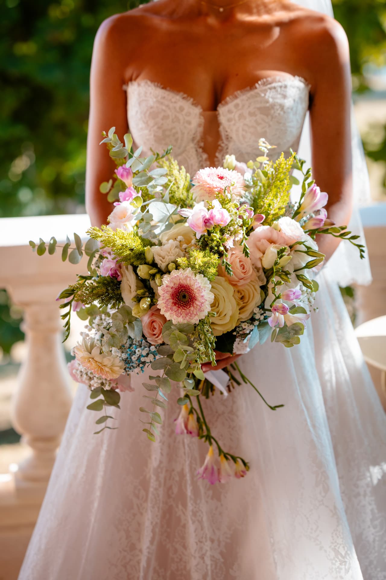 Réalisation florale de mariage par Petits Bonheurs Événementiel