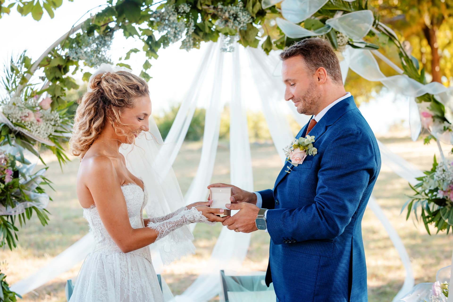 Réalisation florale de mariage par Petits Bonheurs Événementiel